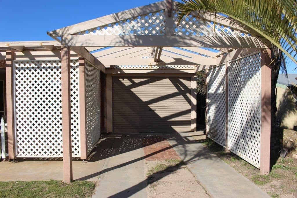 5 Pickering Drive, Dongara WA 6525, Dongara - Thumbnail 3