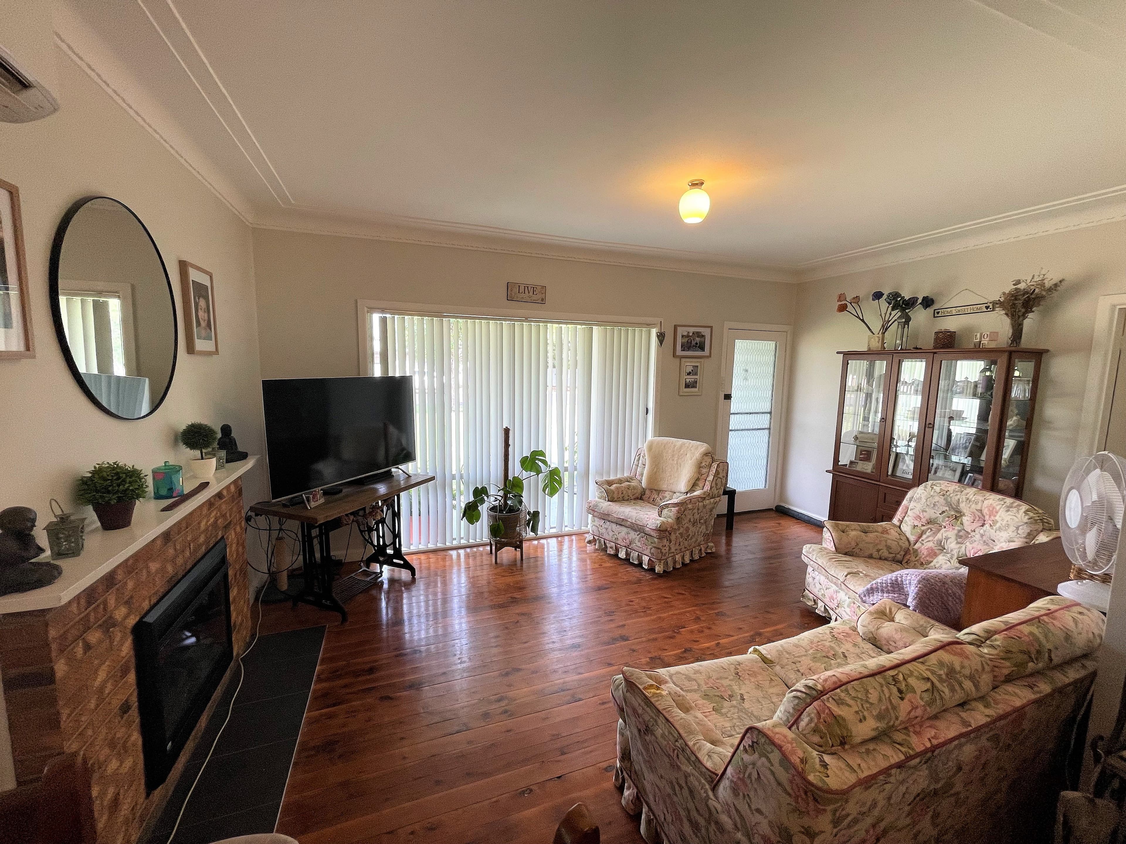 18 Goondooloo Street, Griffith NSW 2680, Griffith - Thumbnail 3
