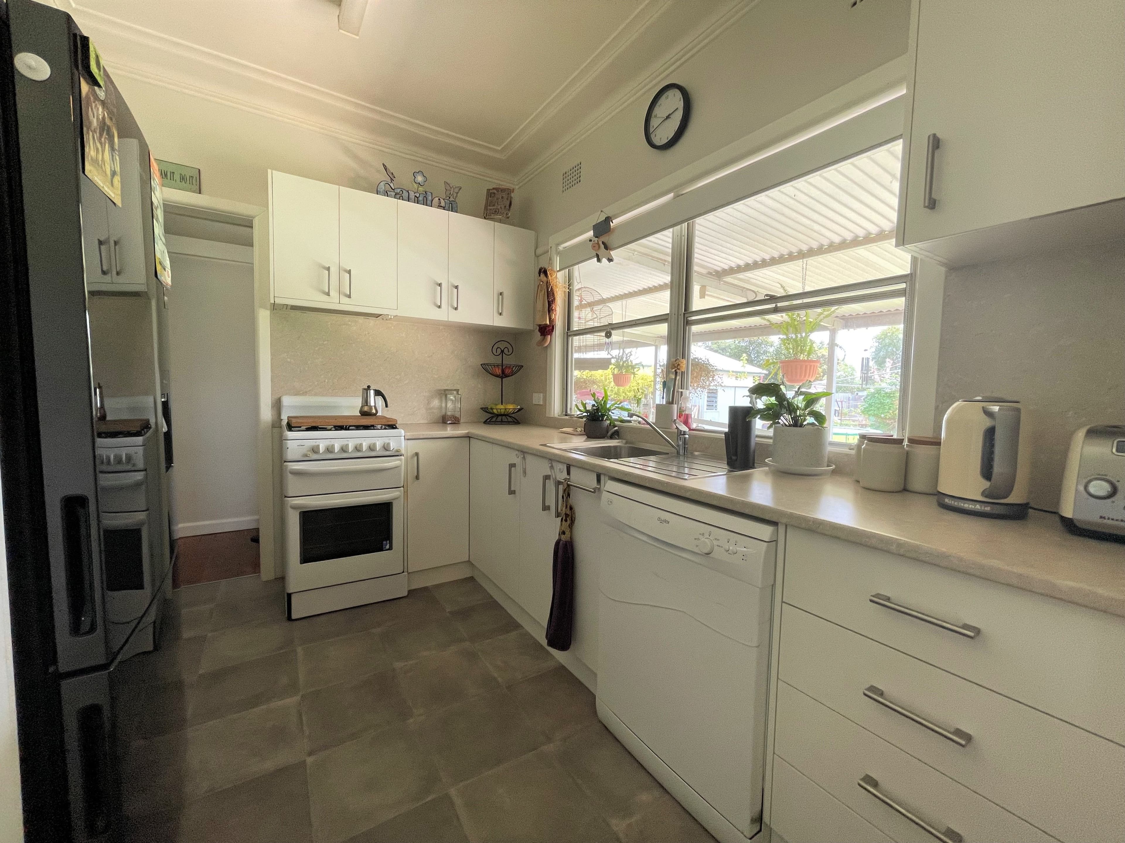 18 Goondooloo Street, Griffith NSW 2680, Griffith - Thumbnail 5