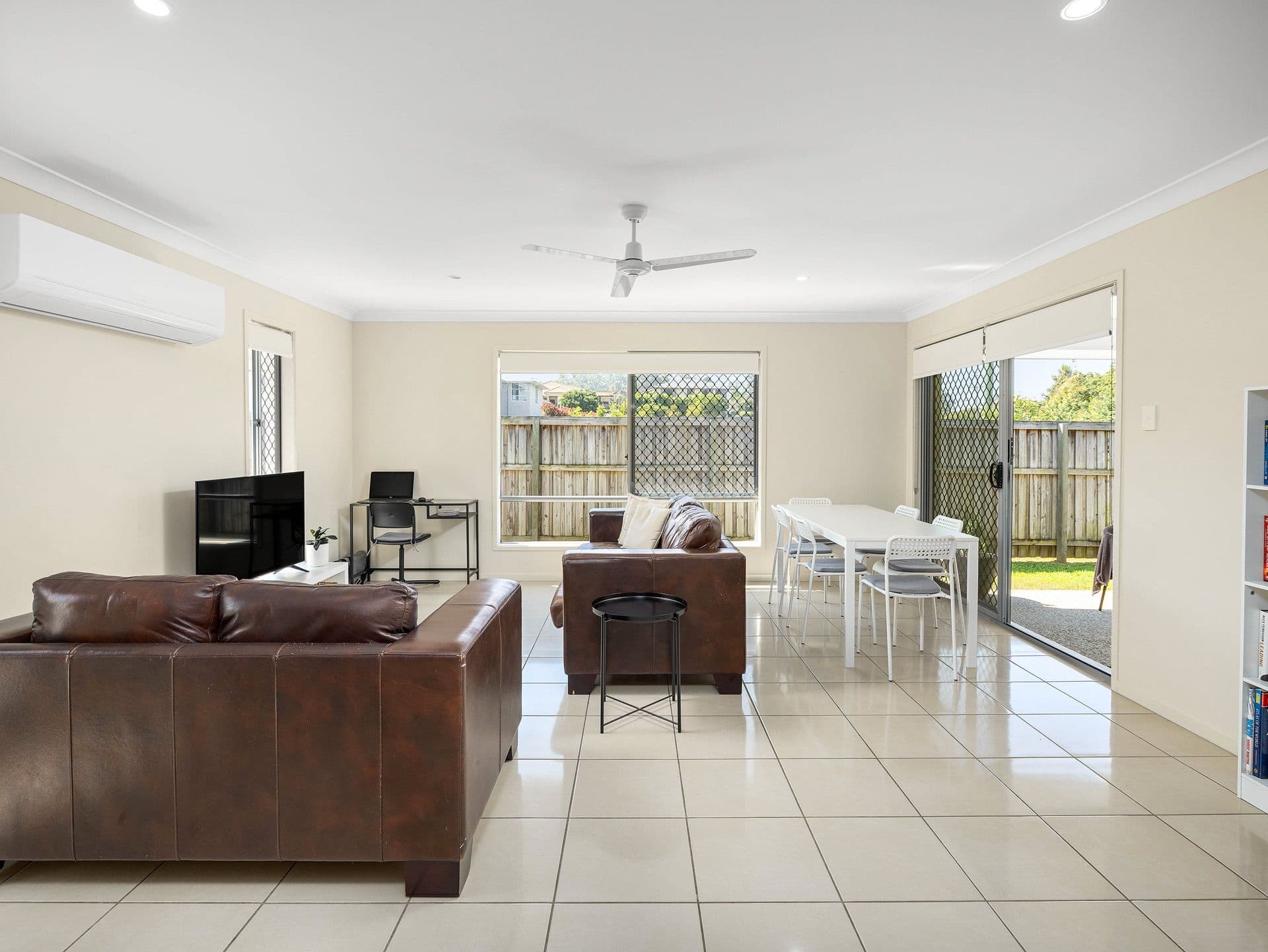 21 Pine Place, Upper Kedron QLD 4055, Upper Kedron - Thumbnail 3