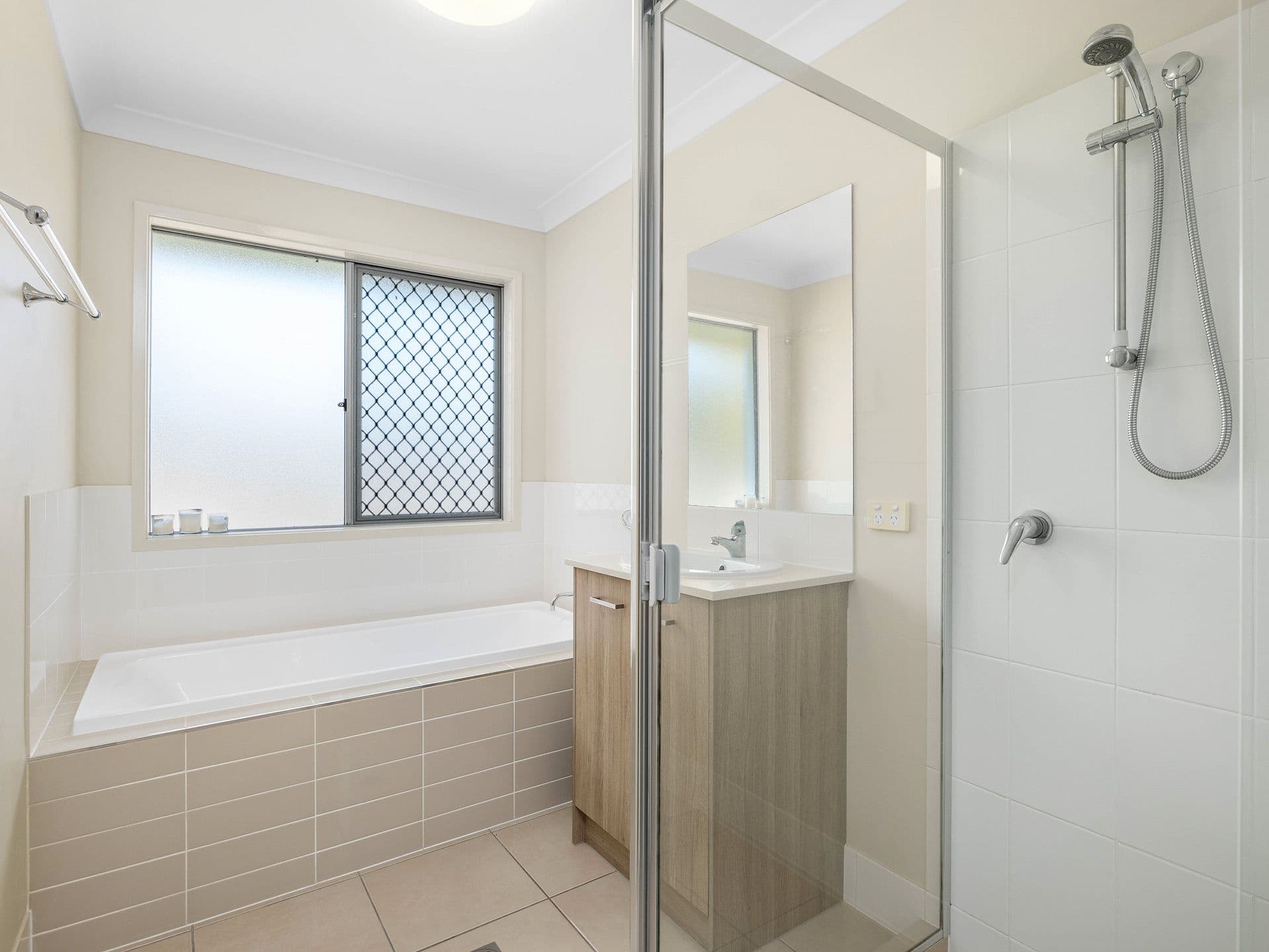 21 Pine Place, Upper Kedron QLD 4055, Upper Kedron - Thumbnail 8