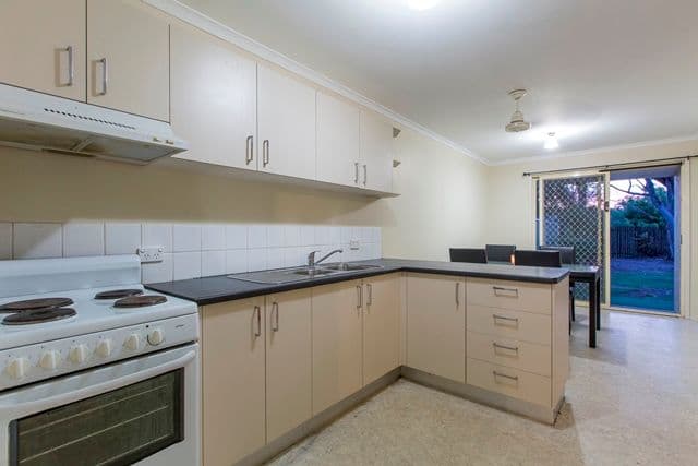 28 Orkney Place, Labrador QLD 4215, Labrador - Thumbnail 3