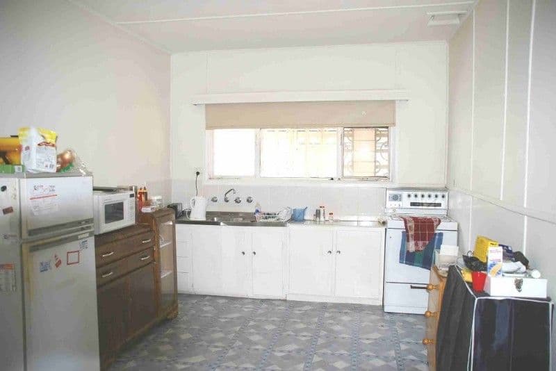 11 Kurrajong Avenue, RENMARK SA 5341, Renmark - Thumbnail 2