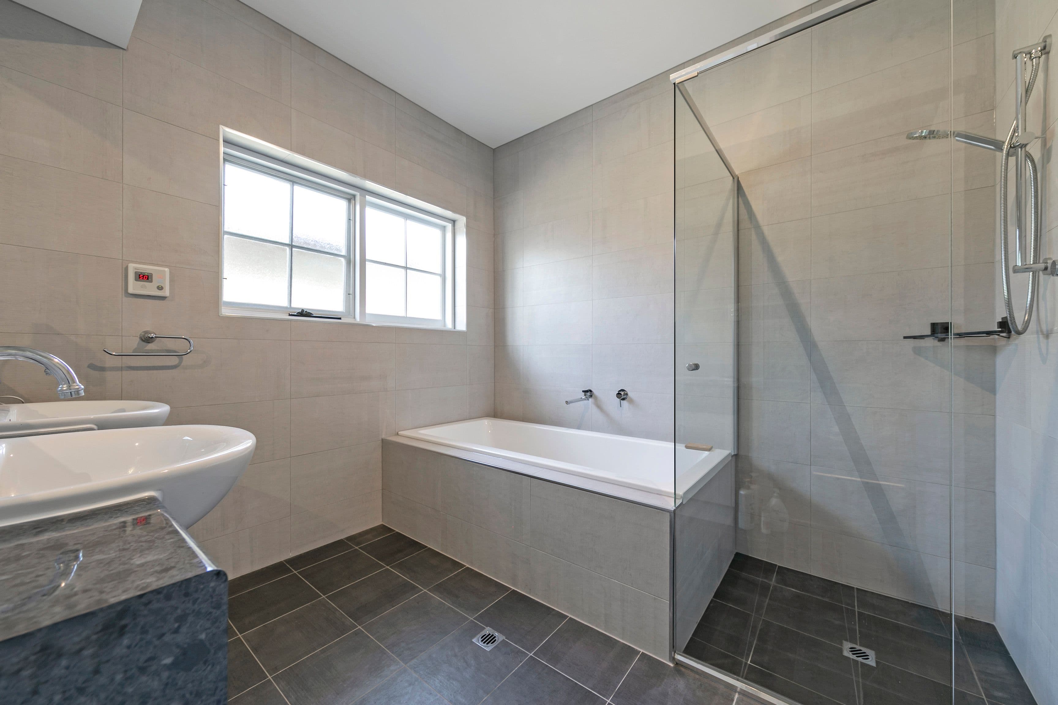 30 Roberts Crescent, Hope Valley SA 5090, Hope Valley - Thumbnail 3