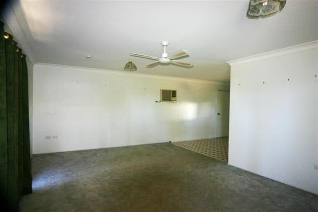 10 Russell Street, DALBY QLD 4405, Dalby - Thumbnail 4