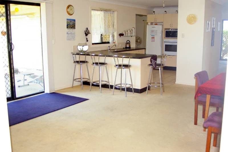 8 Cairns Crescent, DECEPTION BAY QLD 4508, Deception Bay - Thumbnail 5