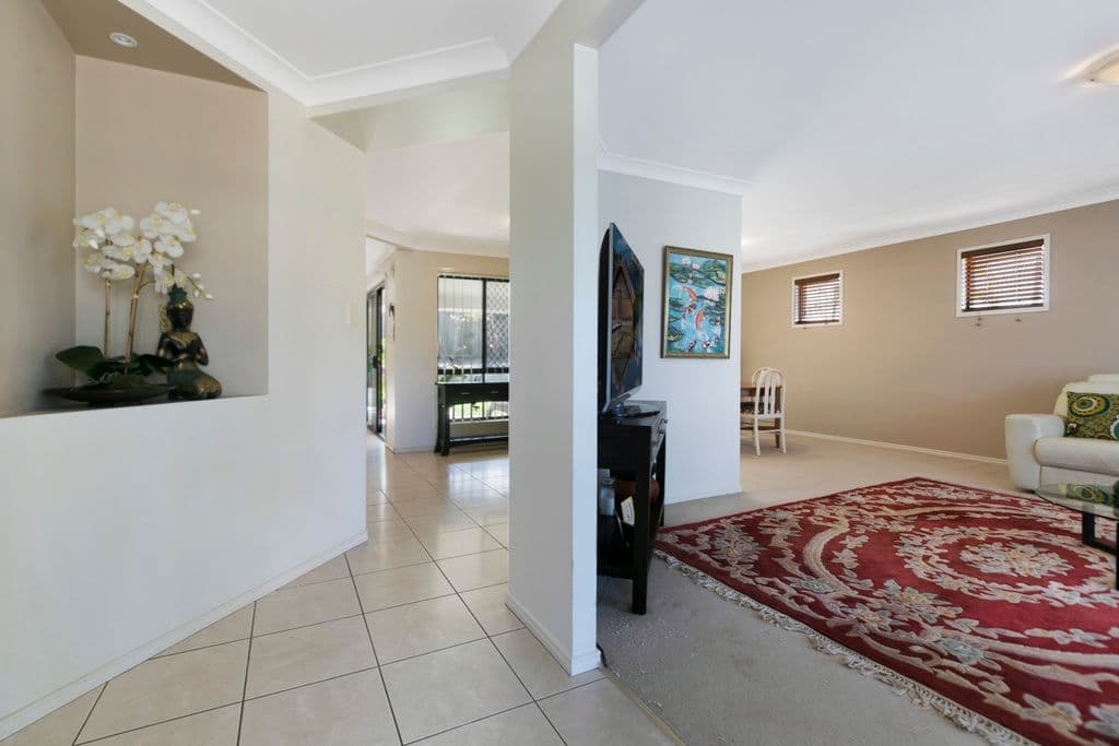 40 Trafalgar Vale Avenue, Wellington Point QLD 4160, Wellington Point - Thumbnail 2