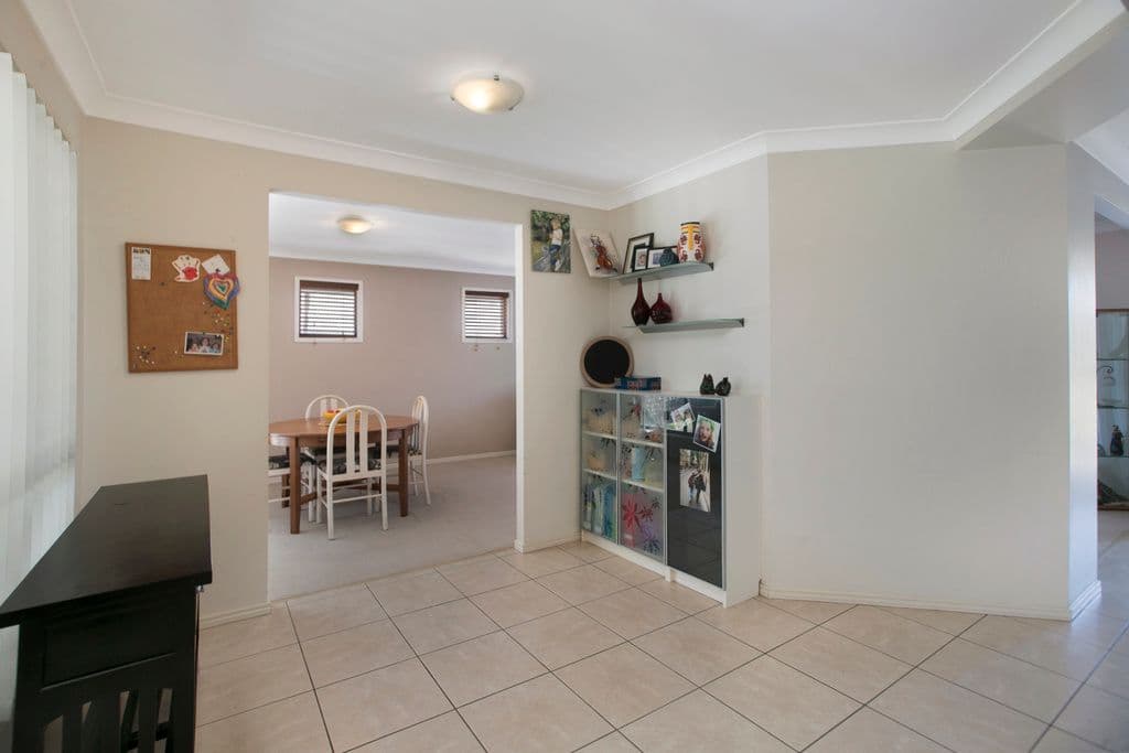 40 Trafalgar Vale Avenue, Wellington Point QLD 4160, Wellington Point - Thumbnail 7