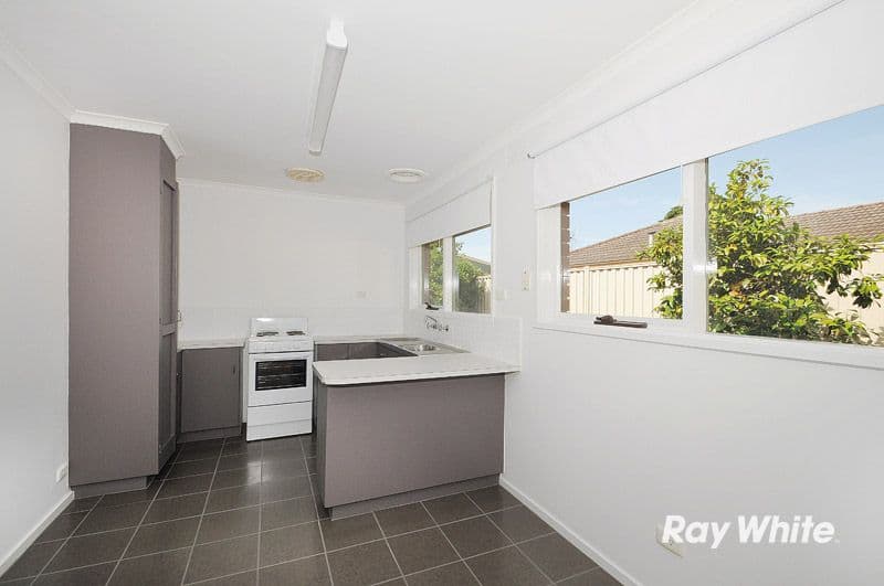 5a Latrobe Street, CRANBOURNE VIC 3977, Cranbourne - Thumbnail 2