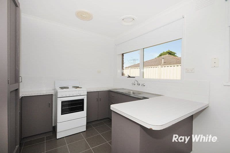 5a Latrobe Street, CRANBOURNE VIC 3977, Cranbourne - Thumbnail 3