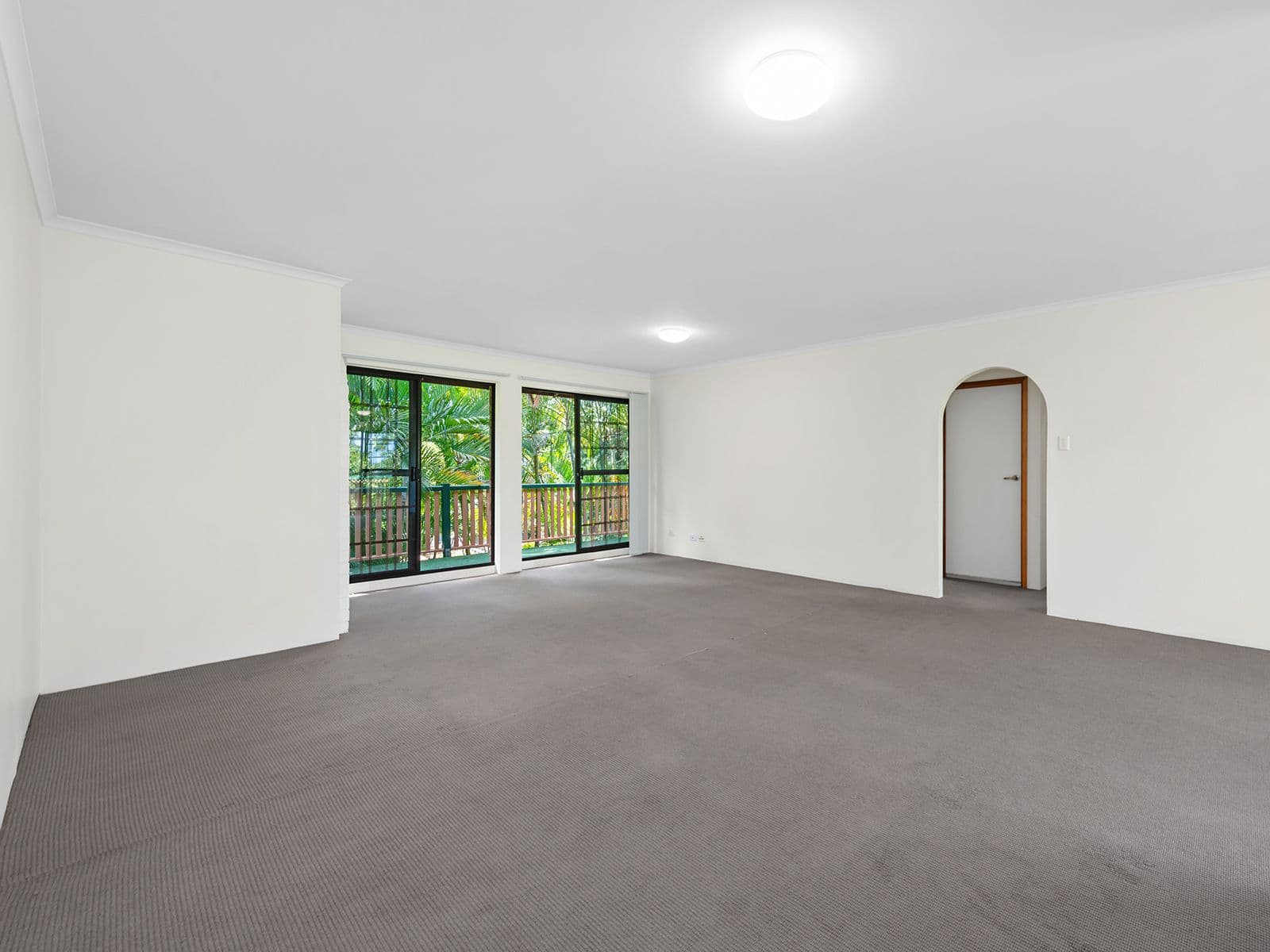 12 Woodstock Avenue, Taringa QLD 4068, Taringa - Thumbnail 2