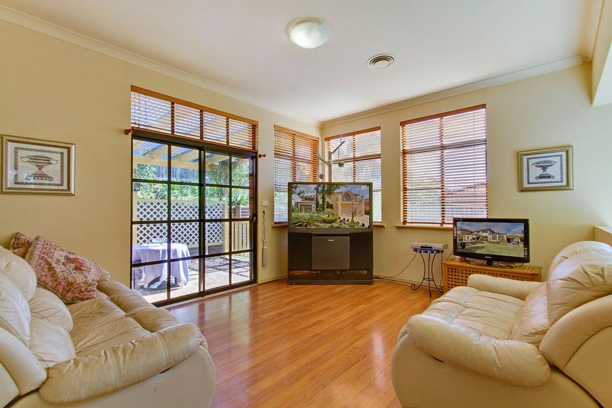 6 Hillsborough Way, BAULKHAM HILLS NSW 2153, Baulkham Hills - Thumbnail 4