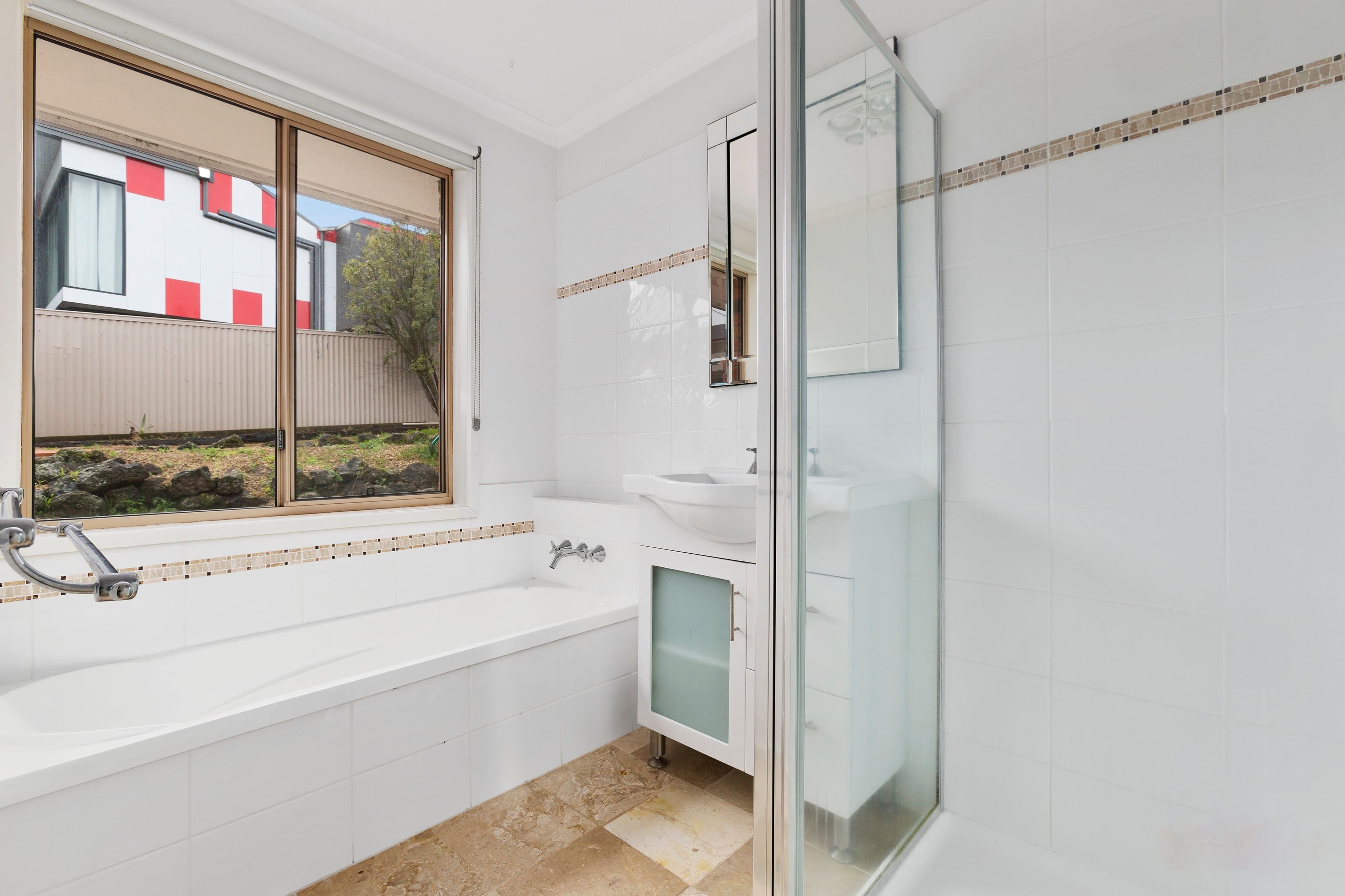 94 Marriner Street, Colac VIC 3250, Colac East - Thumbnail 6