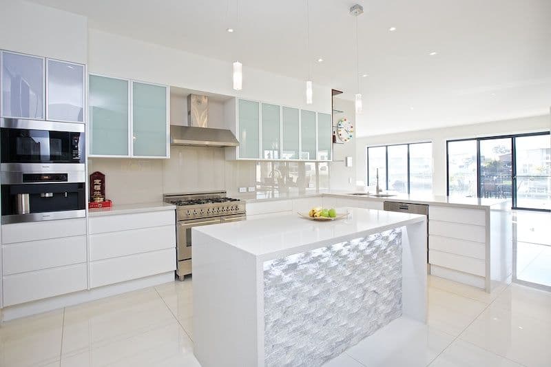 32 Middle Quay Drive, BIGGERA WATERS QLD 4216, Biggera Waters - Thumbnail 4