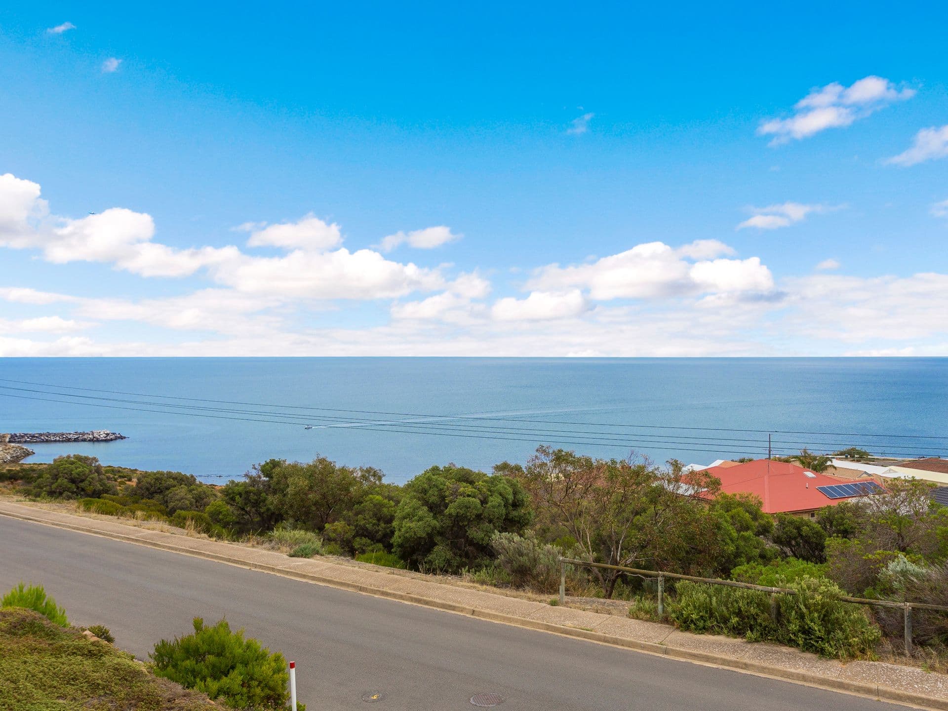 16 Francis Street, O'Sullivan Beach SA 5166, O'Sullivan Beach - Thumbnail 2