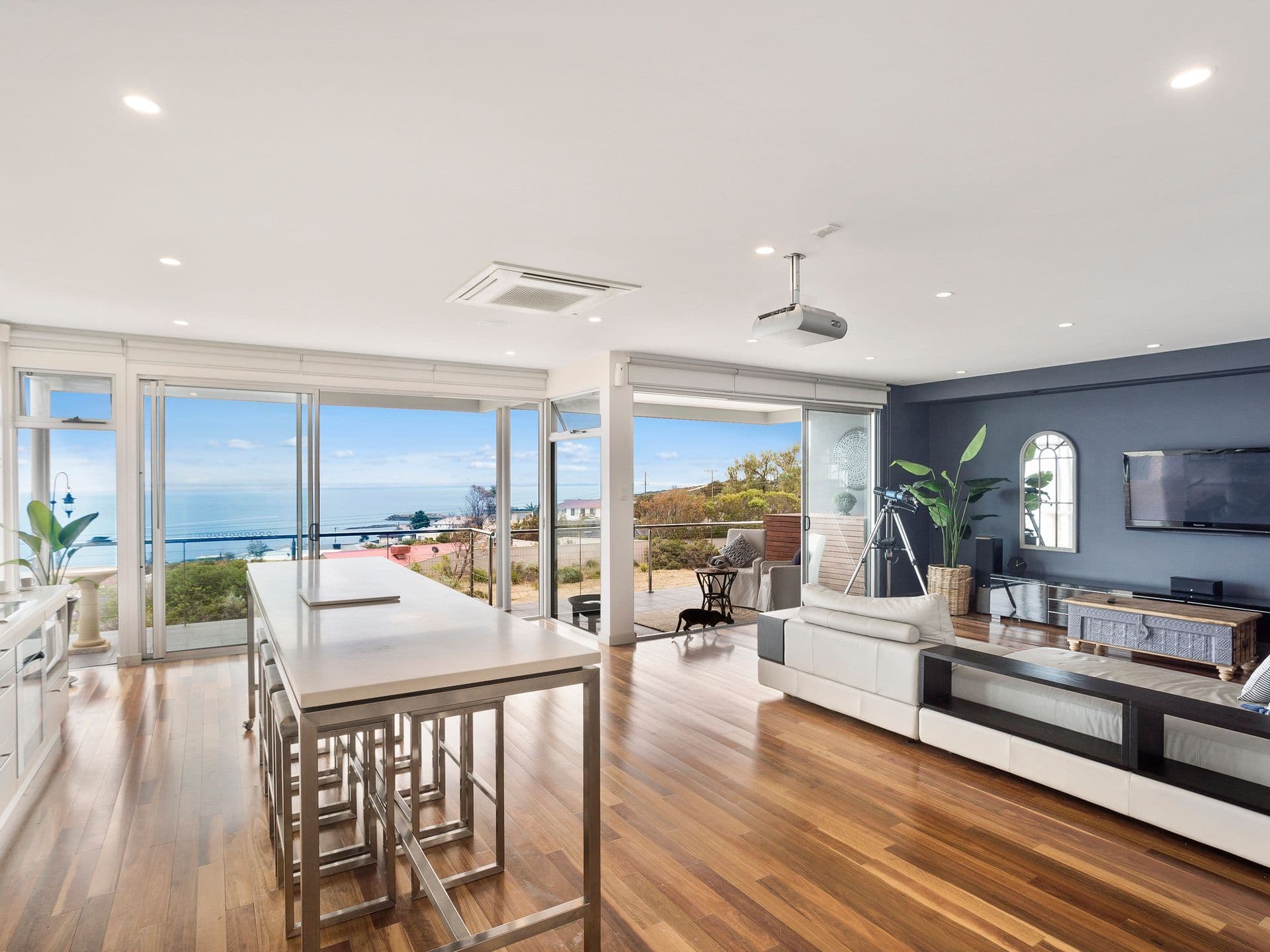 16 Francis Street, O'Sullivan Beach SA 5166, O'Sullivan Beach - Thumbnail 3