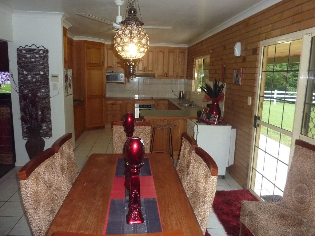 6 Palm Ridge Drive, GLENELLA QLD 4740, Glenella - Thumbnail 5