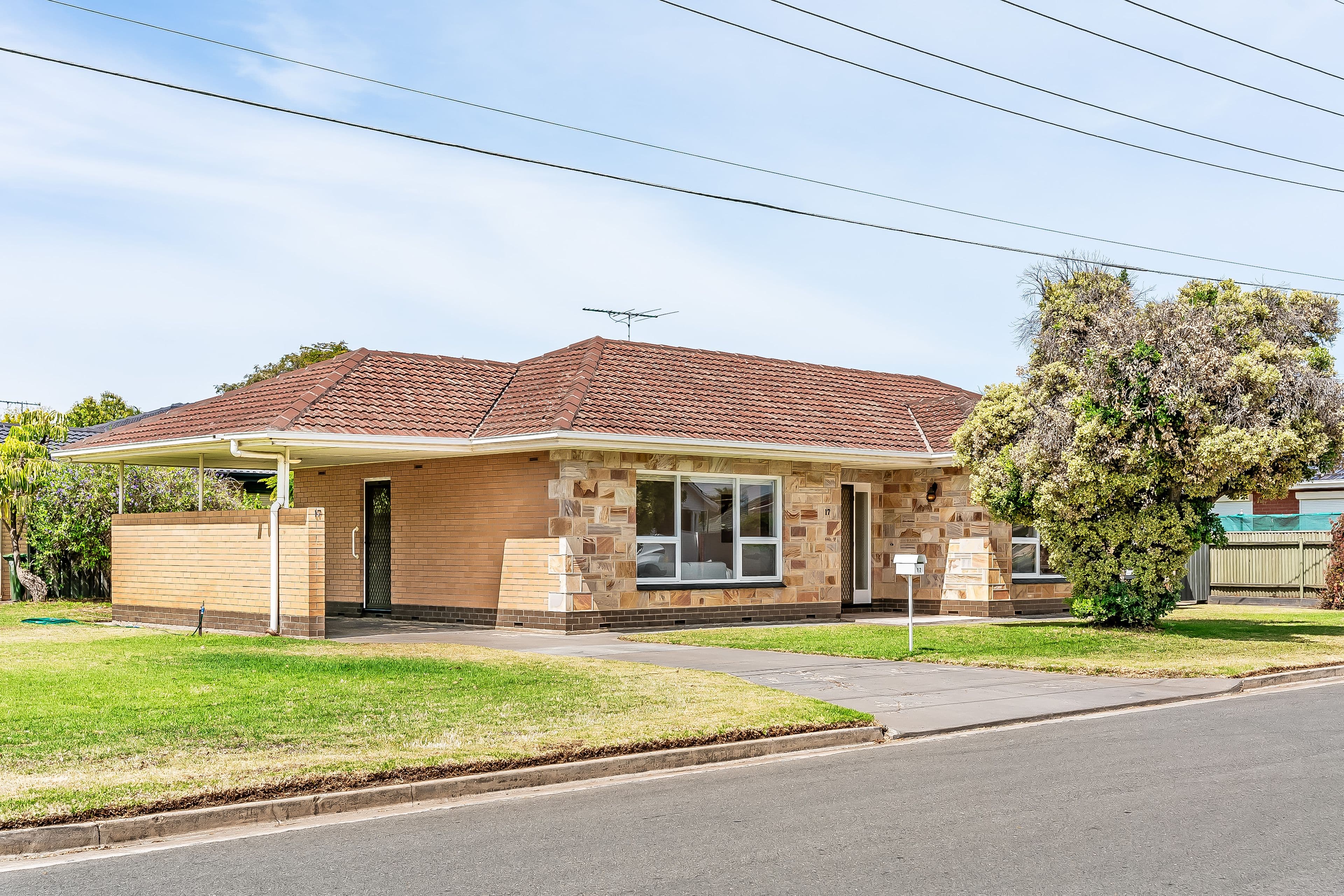 17 Poplar Street, West Beach SA 5024, West Beach - Thumbnail 2