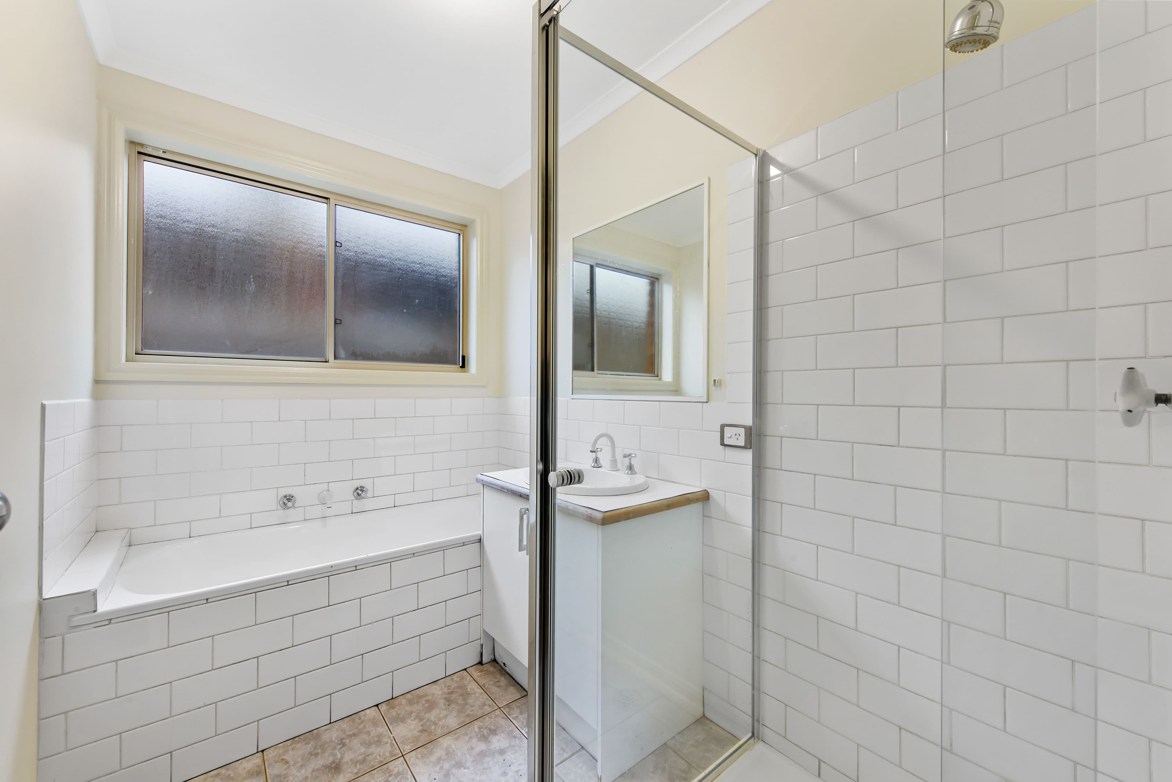 19 Manchester Drive, Sydenham VIC 3037, Sydenham - Thumbnail 7