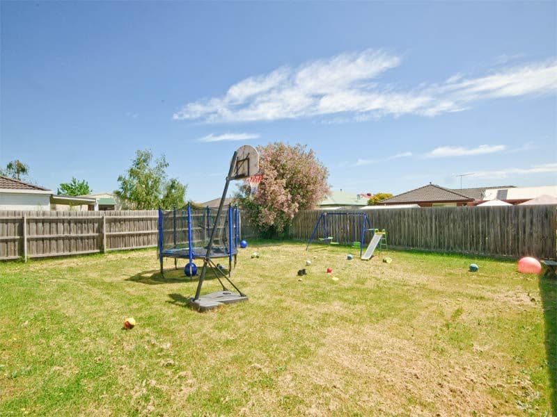 63  Greenwood Drive, CARRUM DOWNS VIC 3201, Carrum Downs - Thumbnail 4