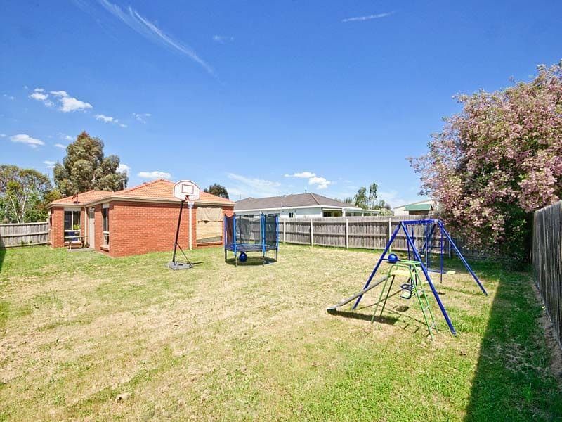 63  Greenwood Drive, CARRUM DOWNS VIC 3201, Carrum Downs - Thumbnail 6