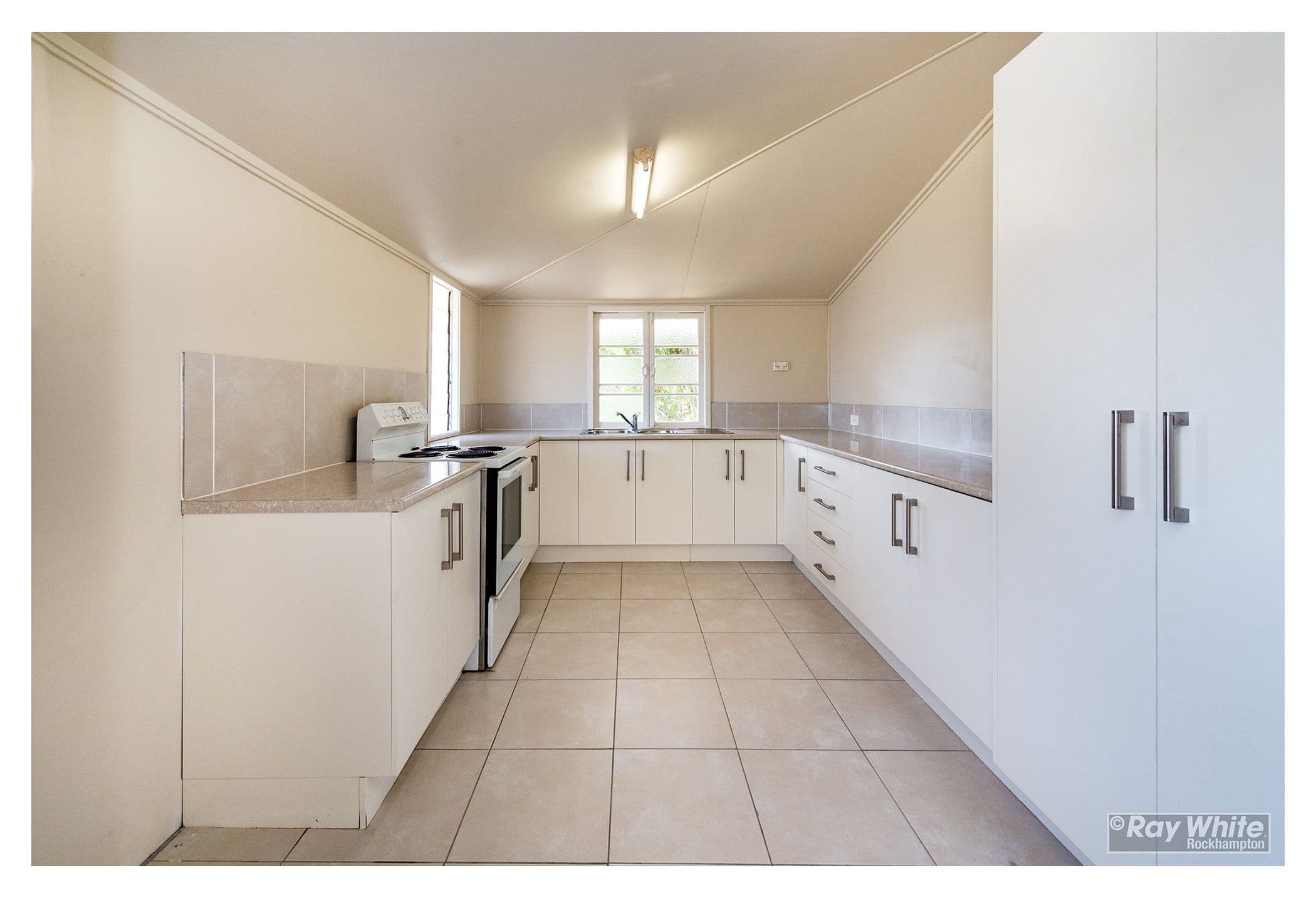 64 Main Street, Park Avenue QLD 4701, Park Avenue - Thumbnail 2