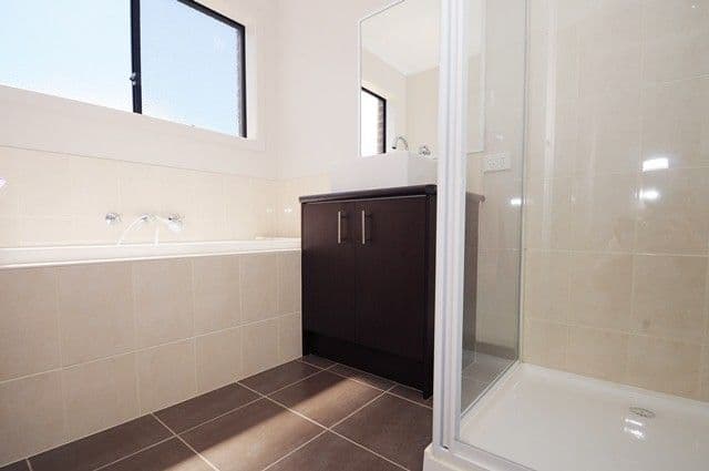 23 Tyler Crescent, TARNEIT VIC 3029, Tarneit - Thumbnail 7