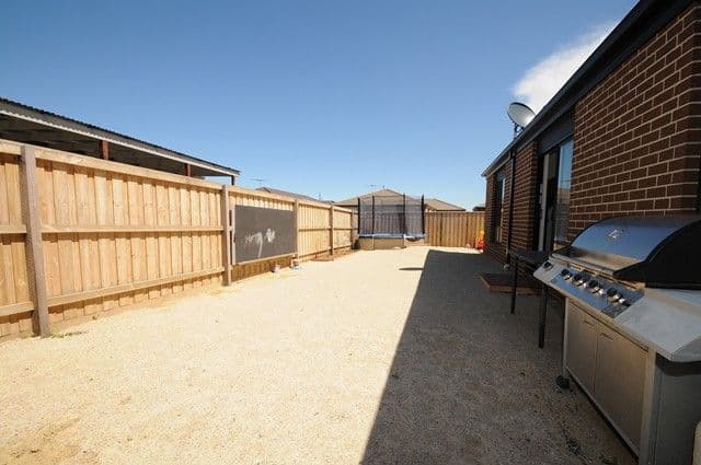 23 Tyler Crescent, TARNEIT VIC 3029, Tarneit - Thumbnail 8