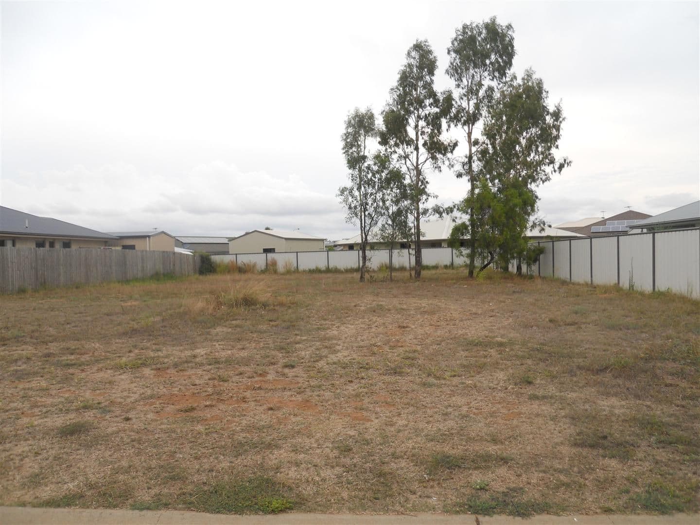 15 Jamie Crescent, GRACEMERE QLD 4702, Gracemere - Thumbnail 2