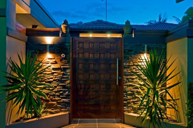 9 Fullerton Street, BENOWA QLD 4217, Benowa - Thumbnail 2