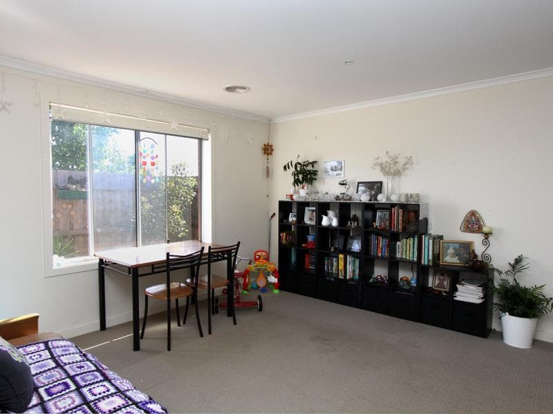 16 Phillip Drive, Wyndham Vale - Thumbnail 4