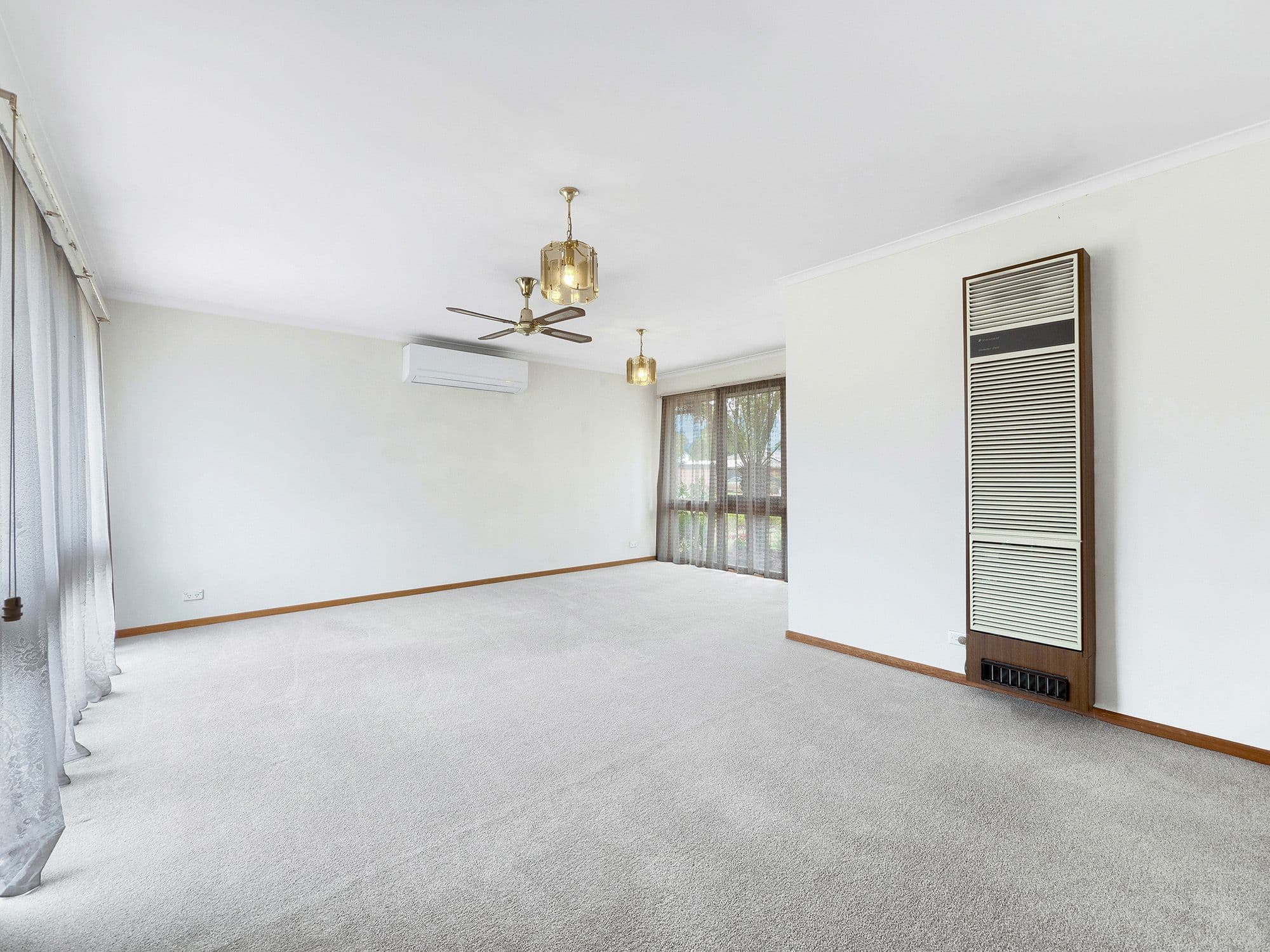 5 Lansell Drive, Cranbourne North VIC 3977, Cranbourne North - Thumbnail 3