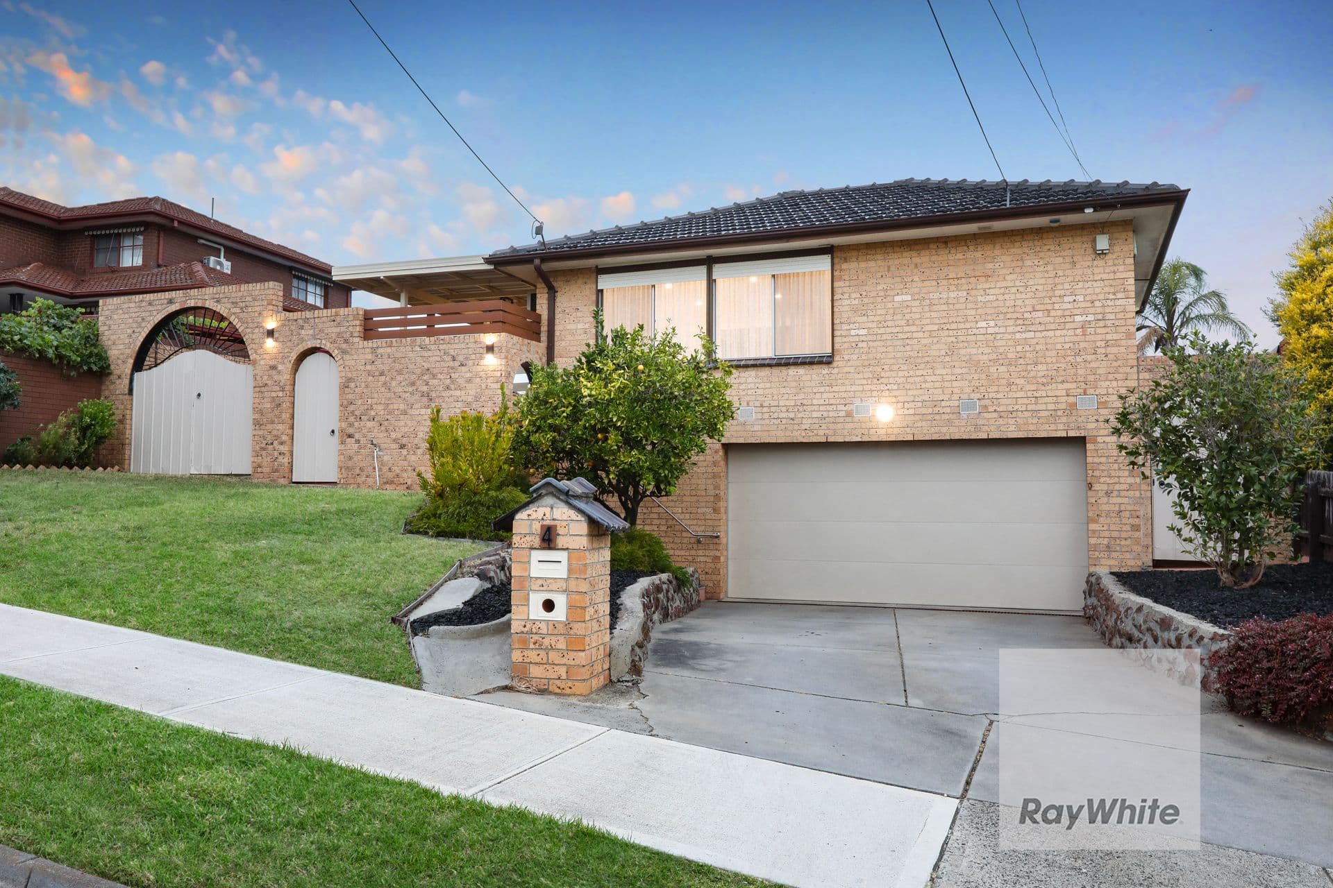 4 Castleton Court, Gladstone Park VIC 3043, Gladstone Park - Image 1