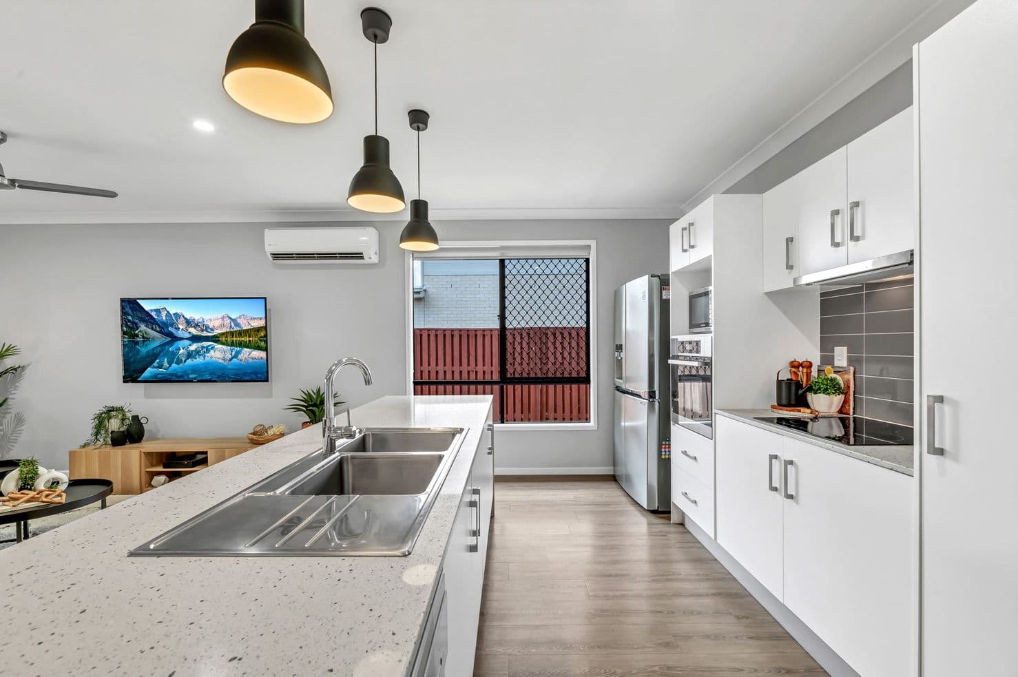 24 Lindeman Circuit, Pimpama QLD 4209, Pimpama - Thumbnail 5