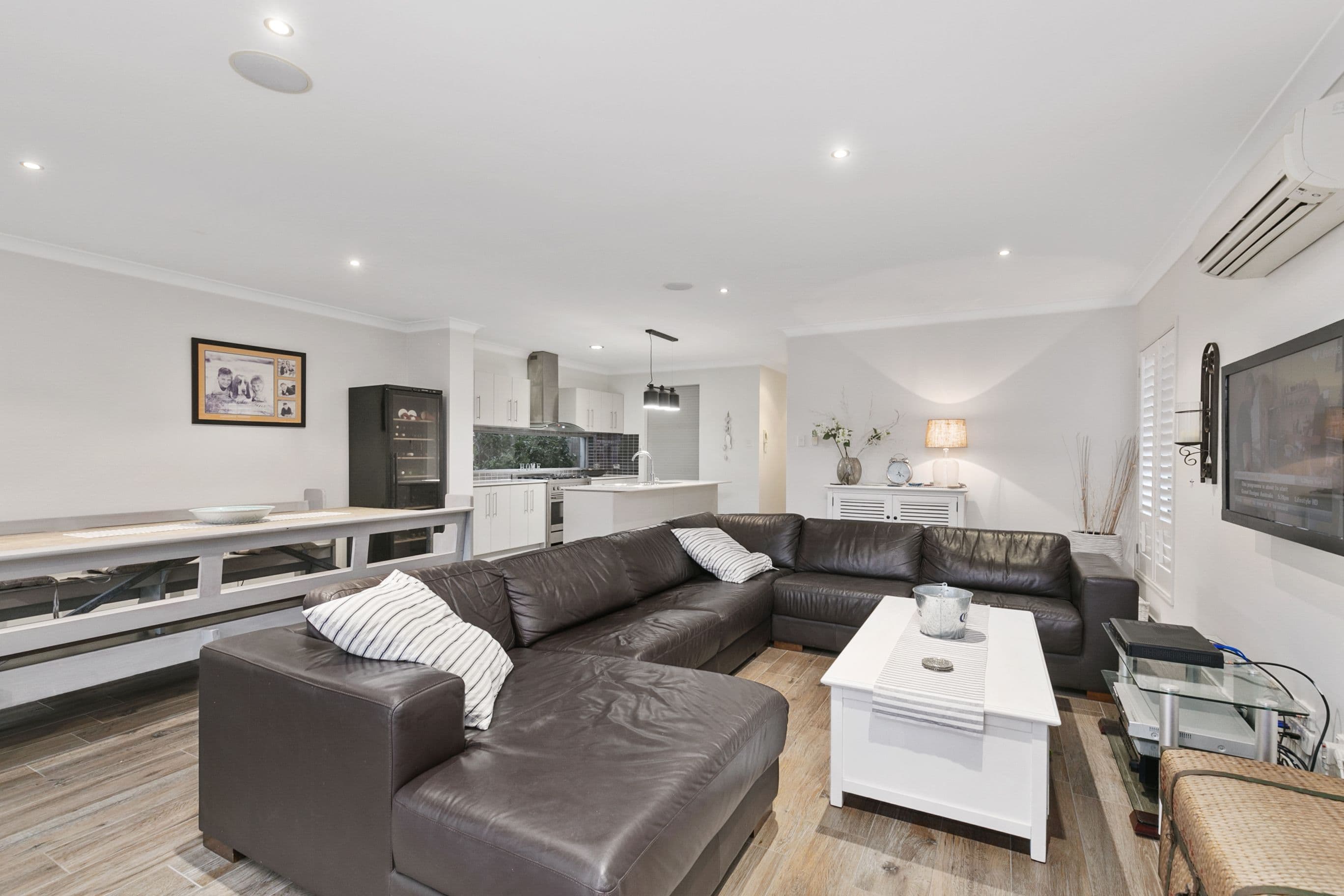 10 Buckland Street, Wellington Point QLD 4160, Wellington Point - Thumbnail 6