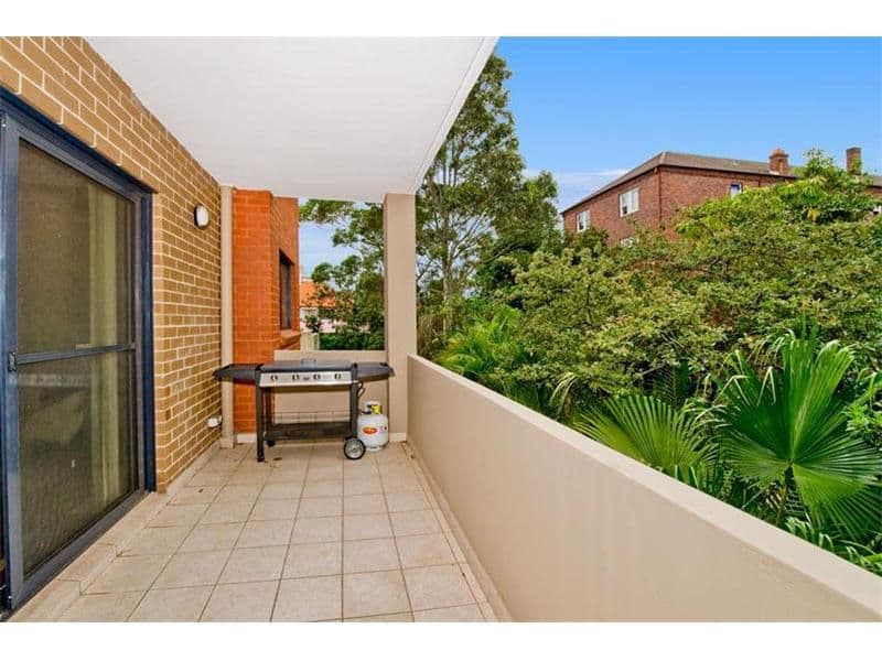 66 Beach Road, BONDI BEACH NSW 2026, Bondi Beach - Thumbnail 2