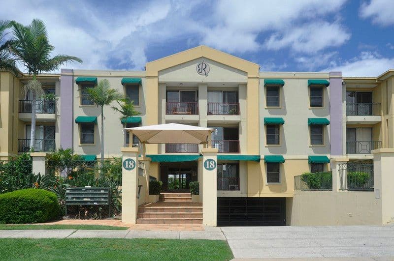 18 Jennifer Avenue, RUNAWAY BAY QLD 4216, Runaway Bay - Thumbnail 7
