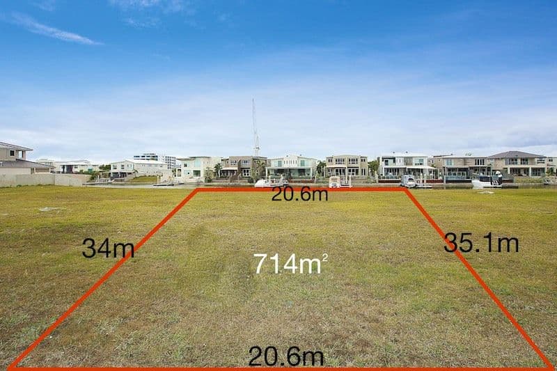 14 Middle Quay Drive, BIGGERA WATERS QLD 4216, Biggera Waters - Thumbnail 2