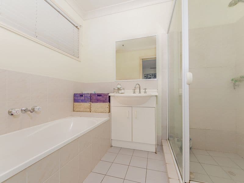 15 Adventure Avenue, Oxenford QLD 4210, Oxenford - Thumbnail 8