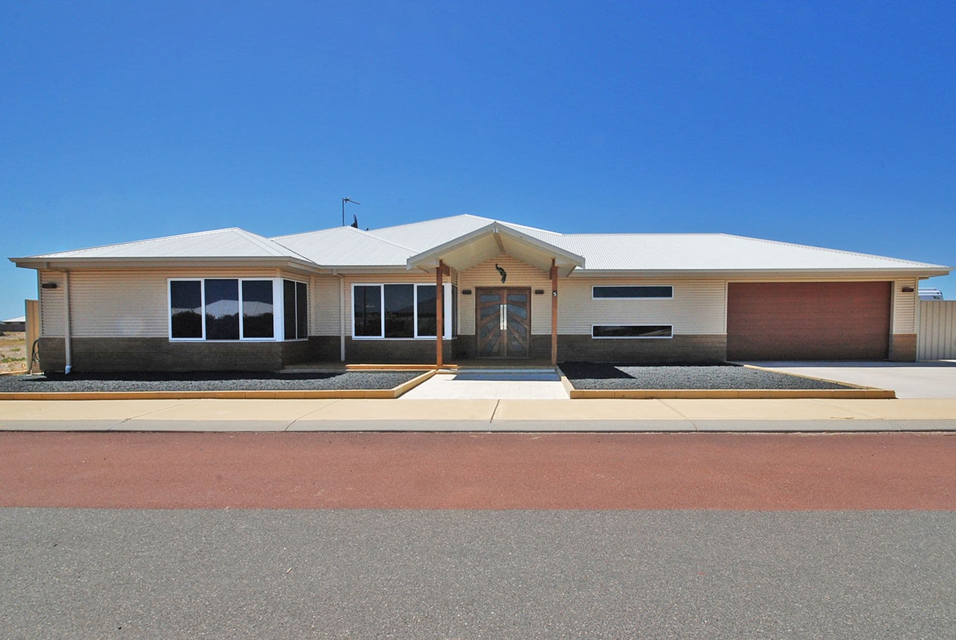 5 Lily Way, Jurien Bay WA 6516, Jurien Bay - Image 1