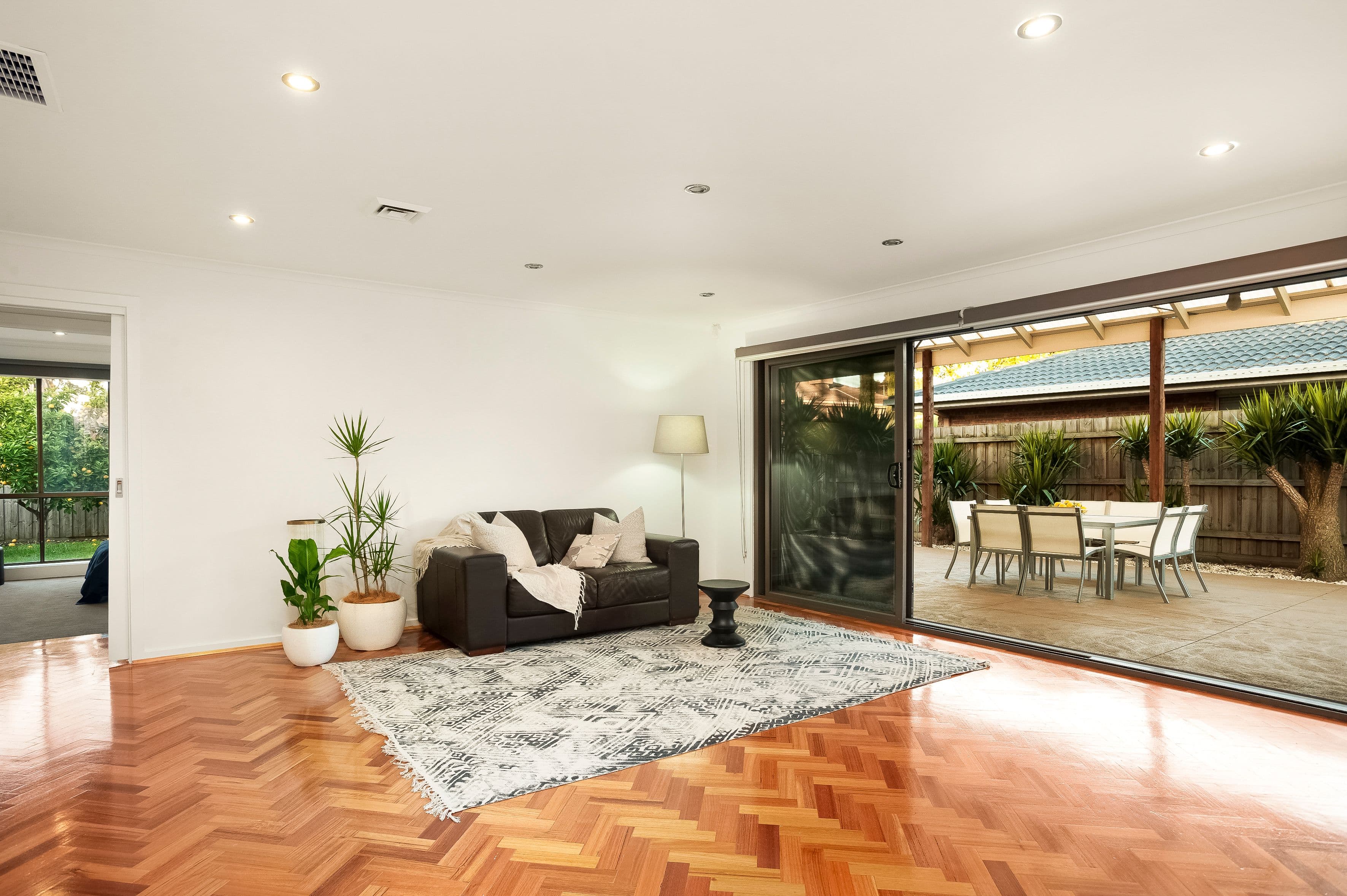 13 St John Place, Rowville VIC 3178, Rowville - Thumbnail 5