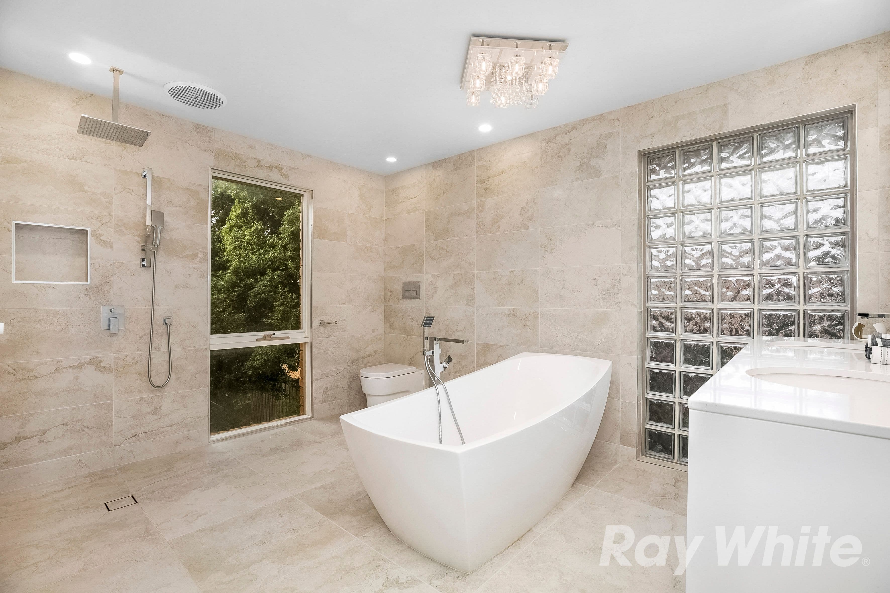 8 Markhill Place, Knoxfield VIC 3180, Knoxfield - Thumbnail 8