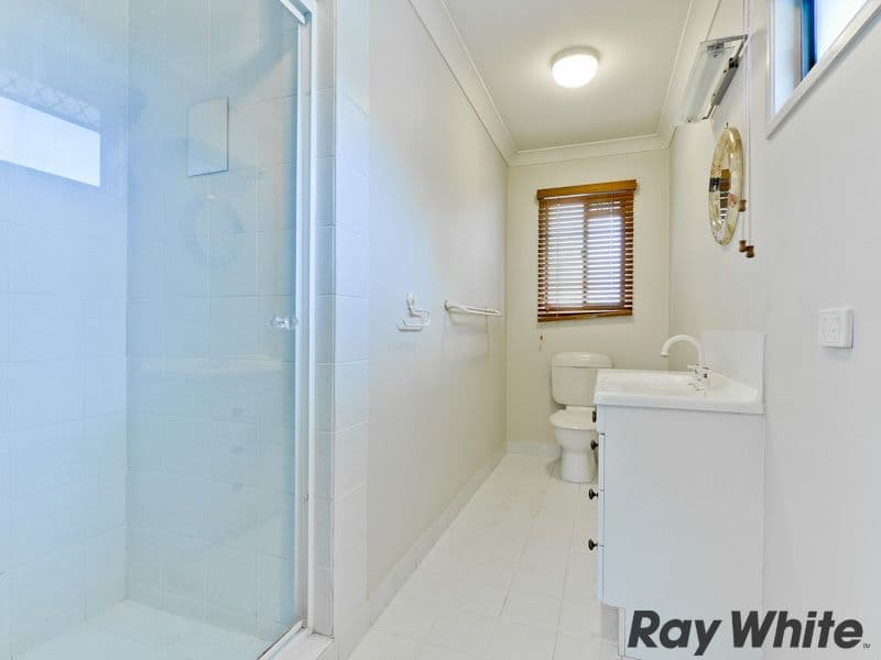 11 Dinterra Avenue, Ferny Hills QLD 4055, Ferny Hills - Thumbnail 7