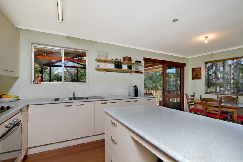 4 Lyndale Street, SHAILER PARK QLD 4128, Shailer Park - Thumbnail 4