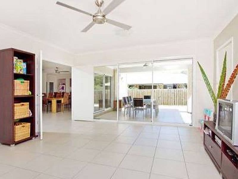 19 Greygum Place, ANSTEAD QLD 4070, Anstead - Thumbnail 4