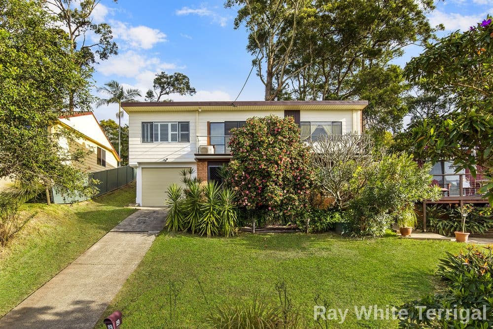 19 Cheryl Avenue, Terrigal - Image 1