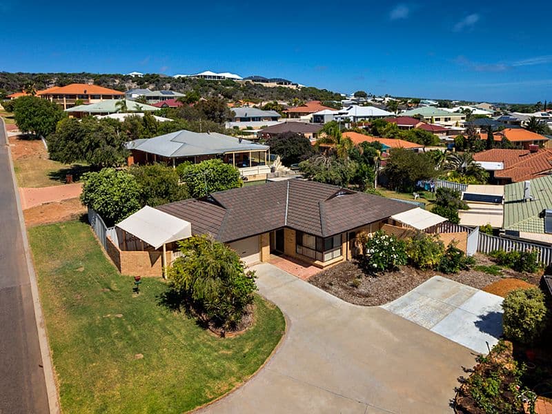 11 Markham Avenue, Orange NSW 2800, Orange - Thumbnail 2