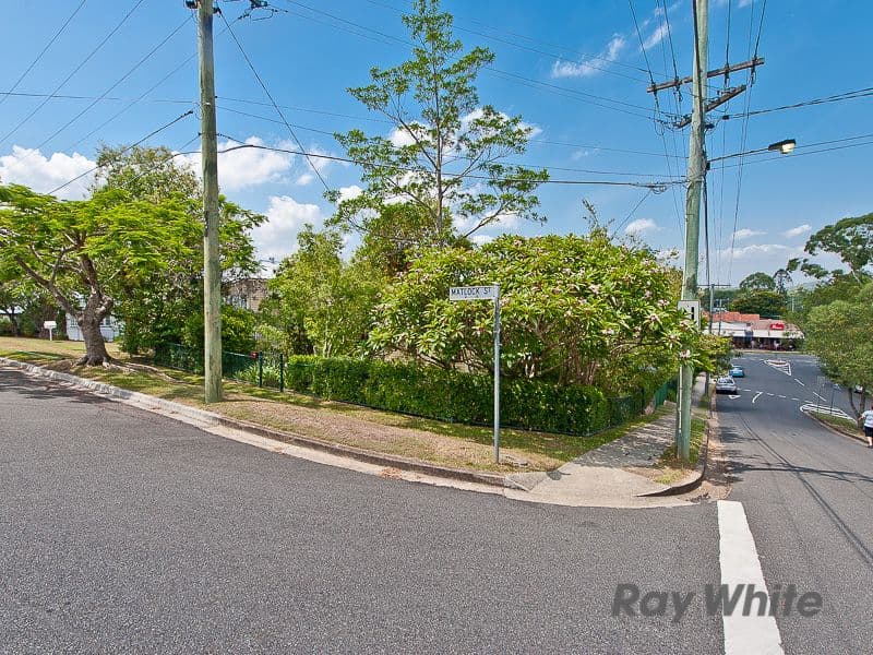 18 Matlock Street, ASHGROVE QLD 4060, Ashgrove - Thumbnail 2