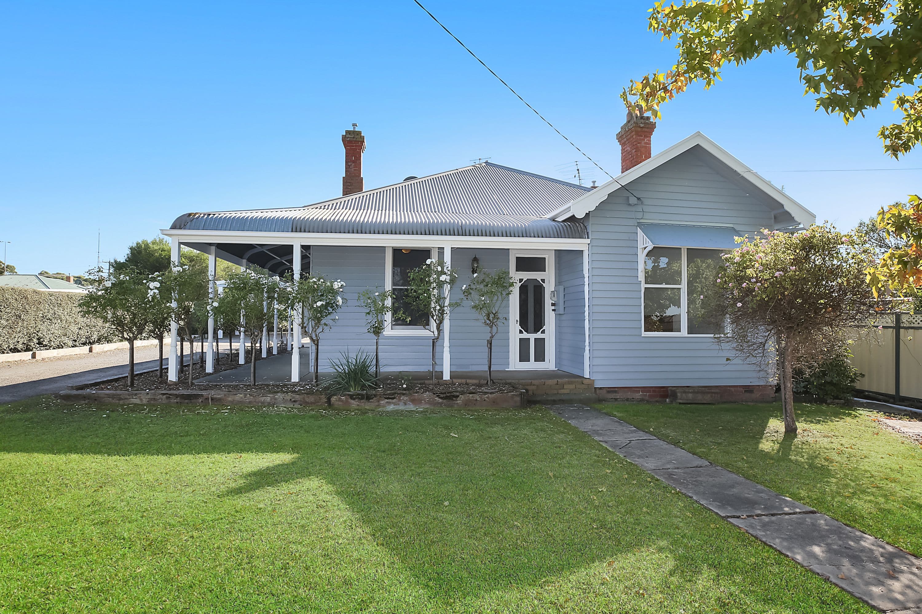 16 Scott Street, Cobden VIC 3266, Cobden - Thumbnail 2
