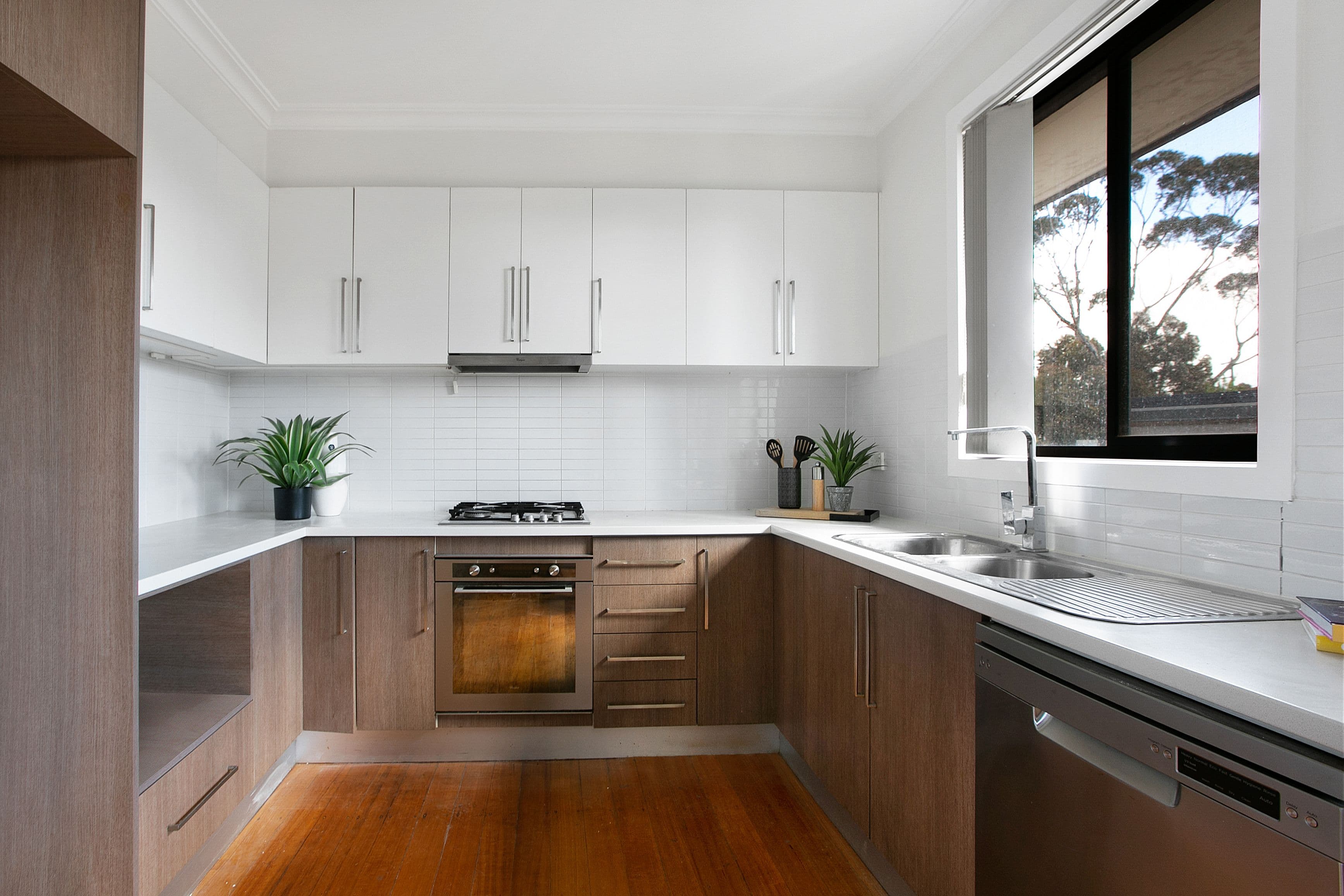 16 Yarra Avenue, Reservoir VIC 3073, Reservoir - Thumbnail 5